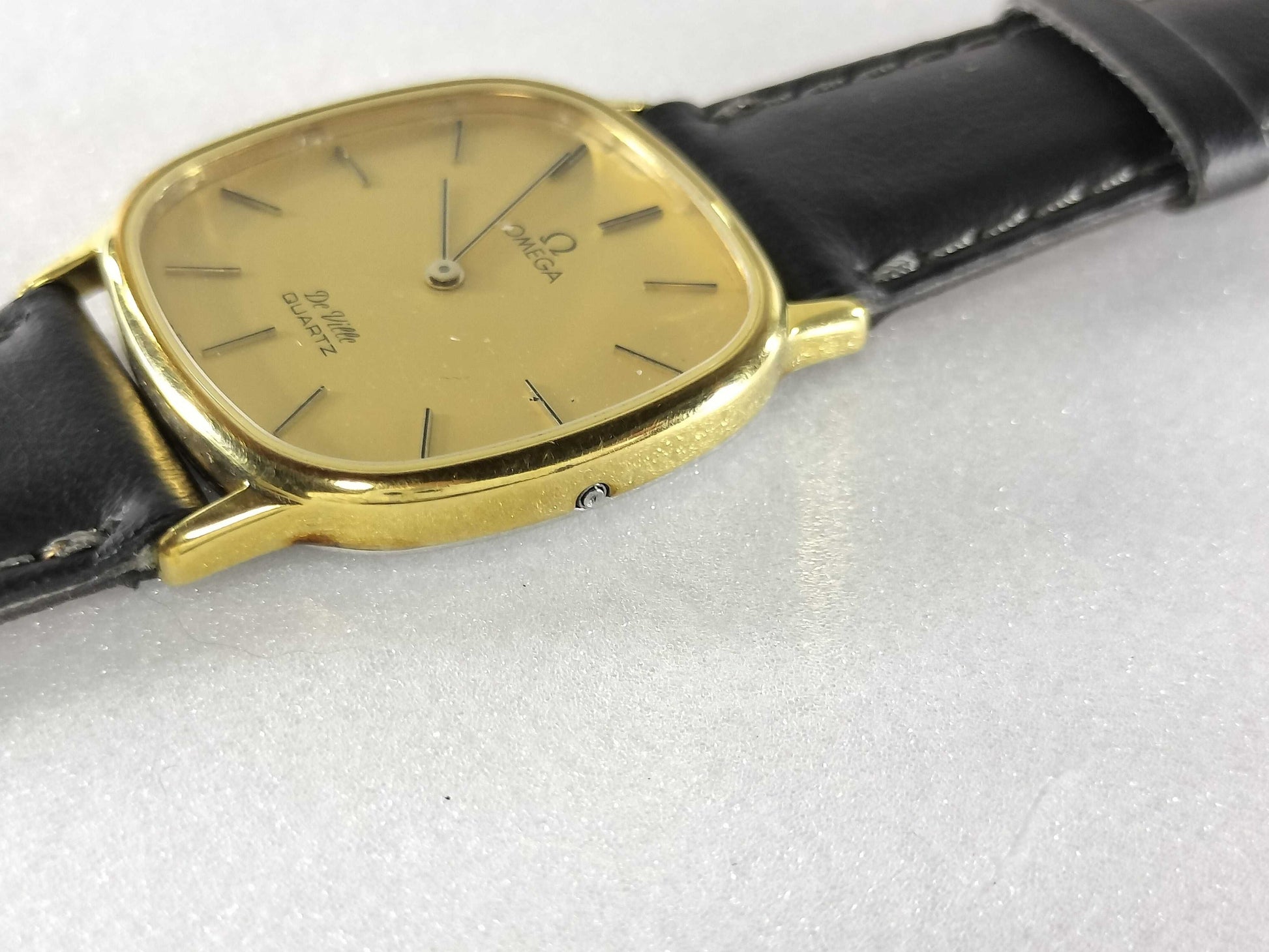 OMEGA Devil Quartz Women's Watch