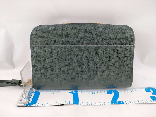 LOUIS VUITTON M30184 Taiga M30182 Baikal Second Bag
