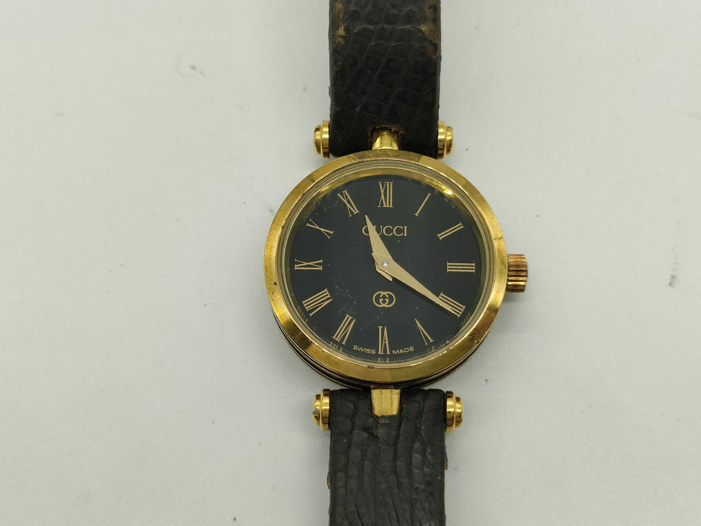 GUCCI Leather Women's Watch