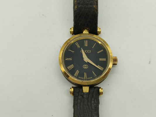 GUCCI Leather Women's Watch