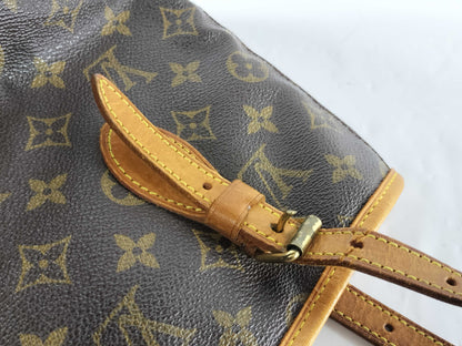 LOUIS VUITTON DK0068 Monogram M42238 Bucket PM Tote Bag with Pouch