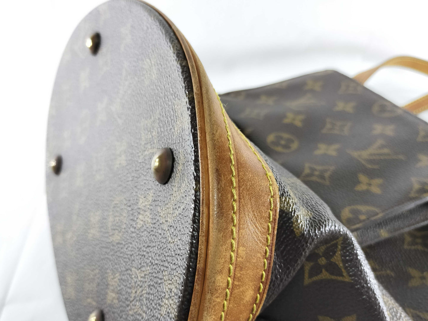LOUIS VUITTON DK0068 Monogram M42238 Bucket PM Tote Bag with Pouch