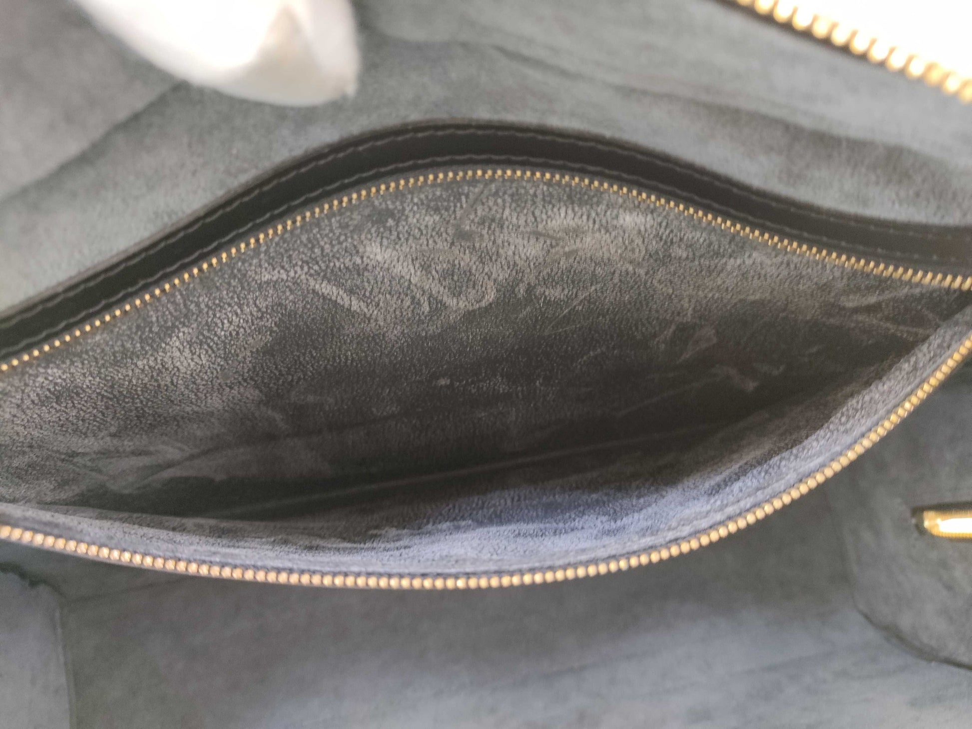 LOUIS VUITTON M54512 Epi Sorbonne Handbag