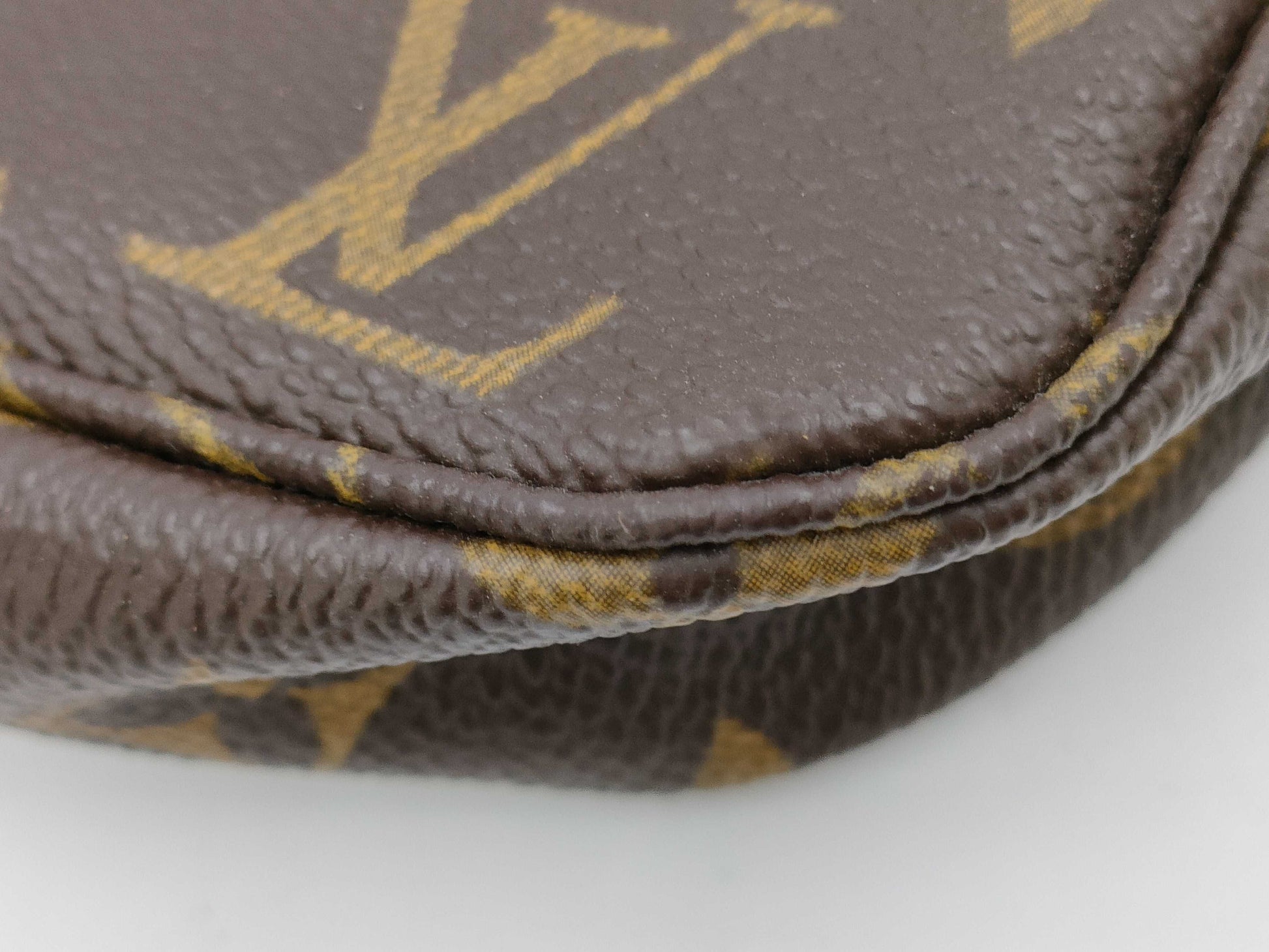 LOUIS VUITTON Monogram M40712 Pochette Accessoires Handbag