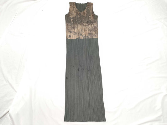 ISSEY MIYAKE Pleats Please Sleeveless Dress