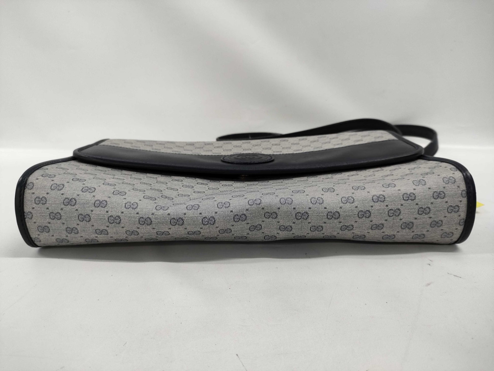 GUCCI GG Supreme Shoulder Bag 004 58 0264 Shoulder Bag