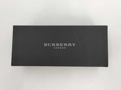 5 items including LOUIS VUITTON, PRADA, and BURBERRY wallets, key cases, and CD cases