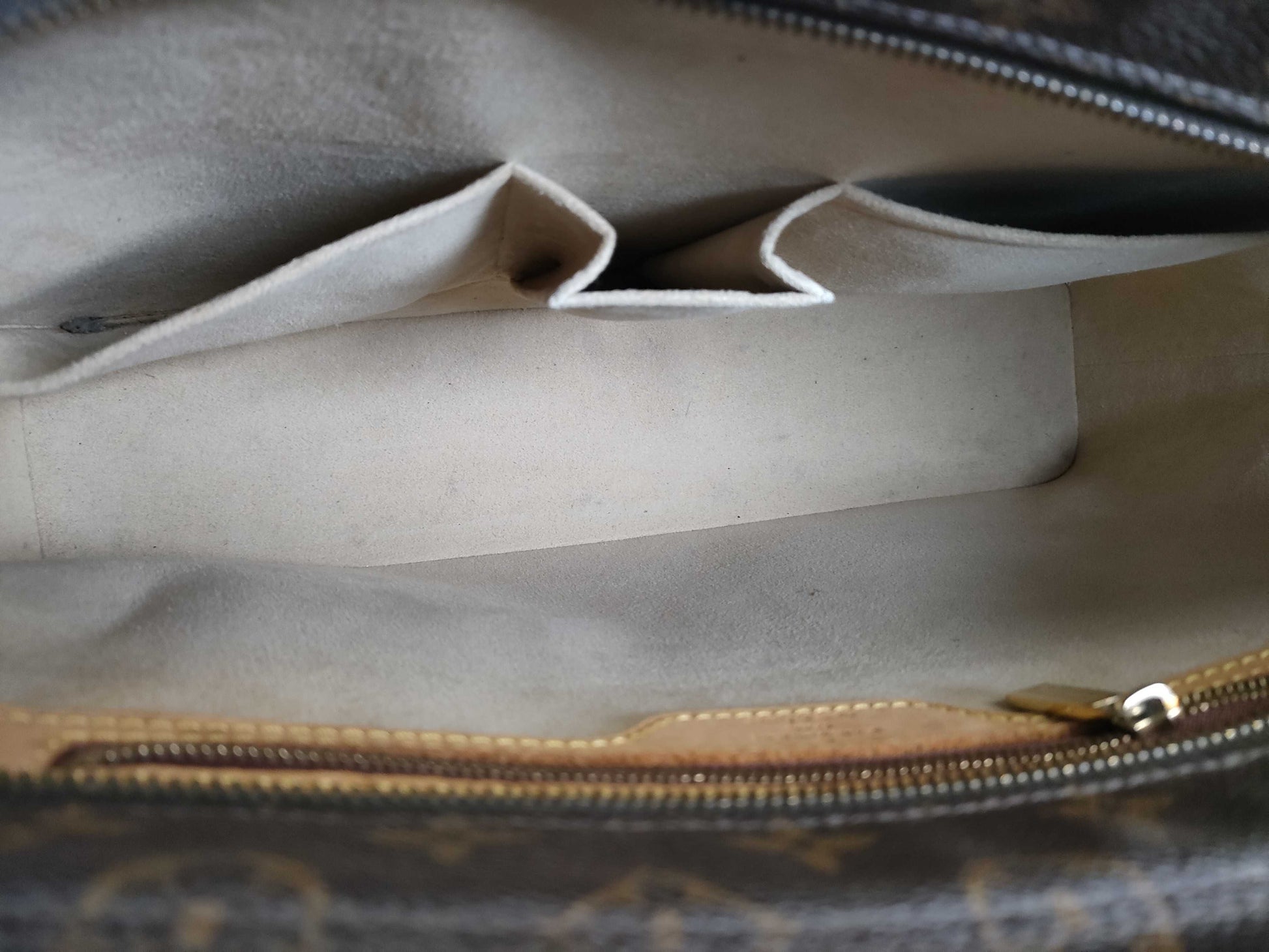 LOUIS VUITTON Monogram M51155 Luco Tote Bag
