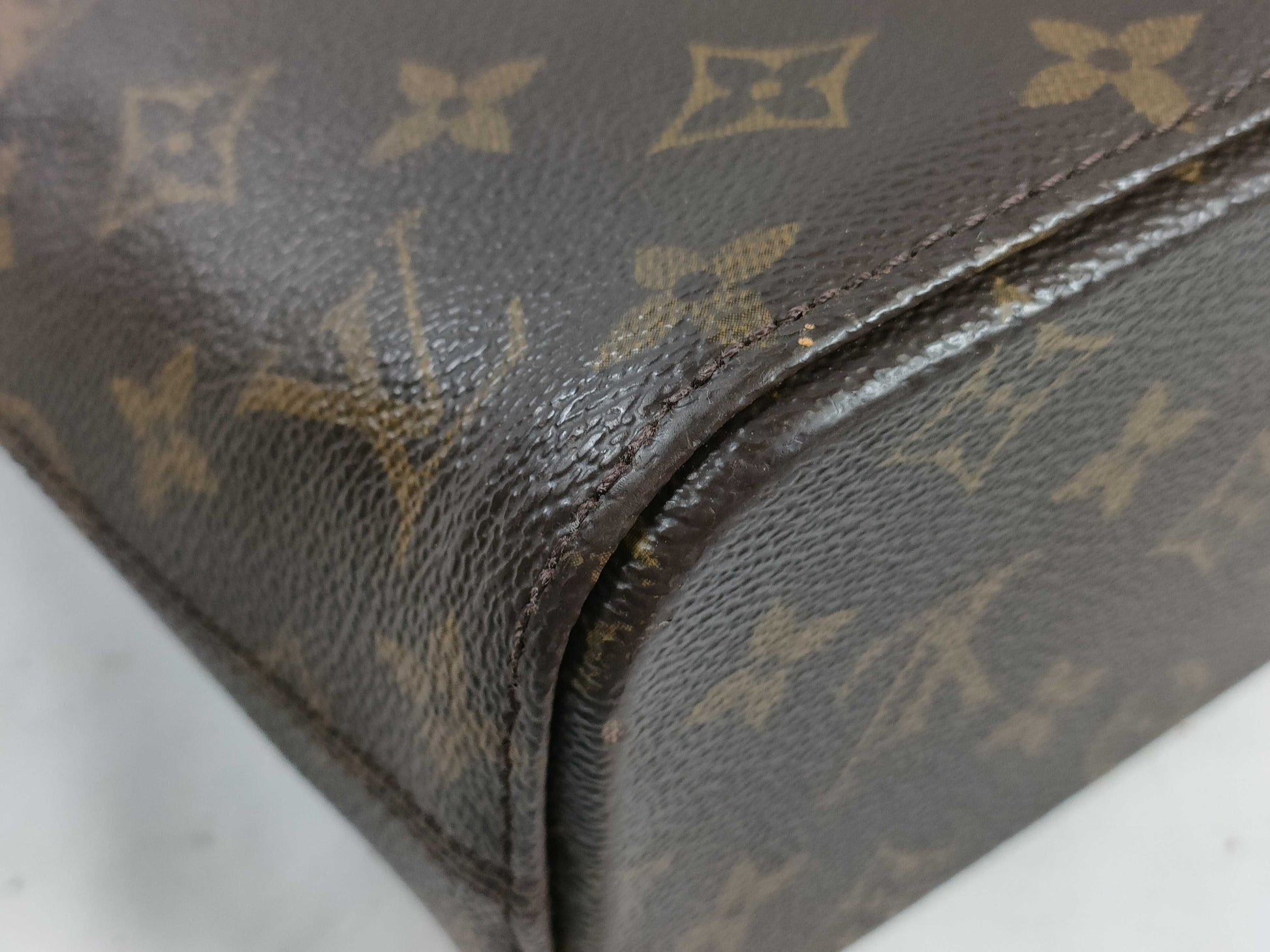 LOUIS VUITTON Monogram M51155 Luco Tote Bag