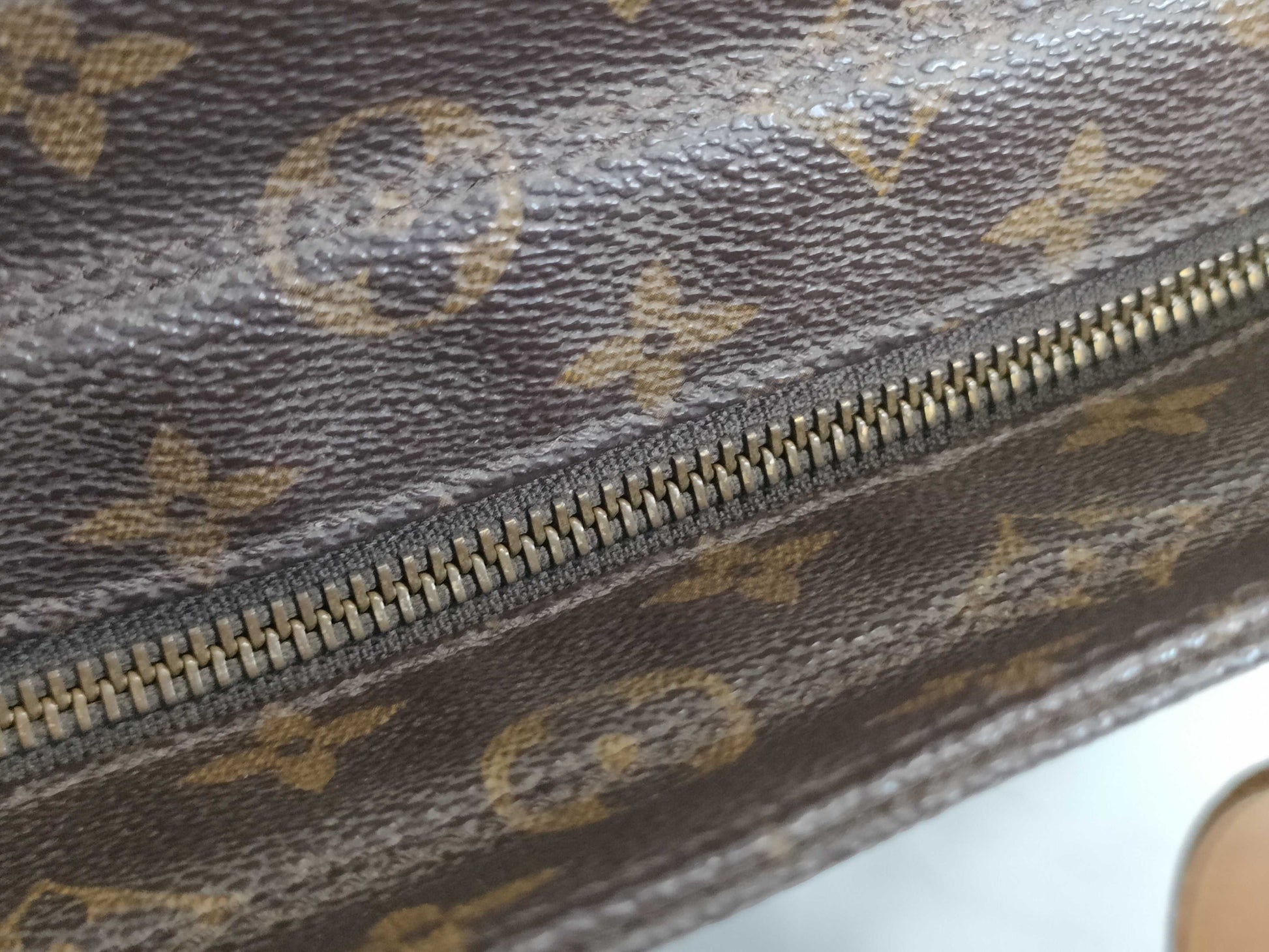 LOUIS VUITTON Monogram M51155 Luco Tote Bag