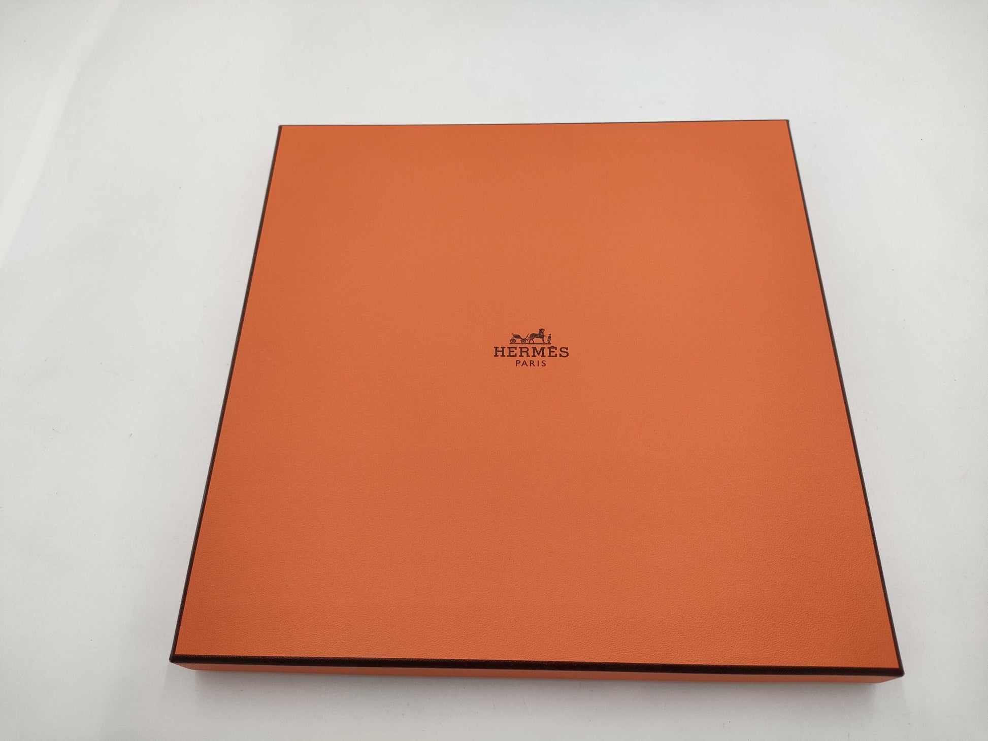 HERMES Carre TRESORS RETROUVES Scarf