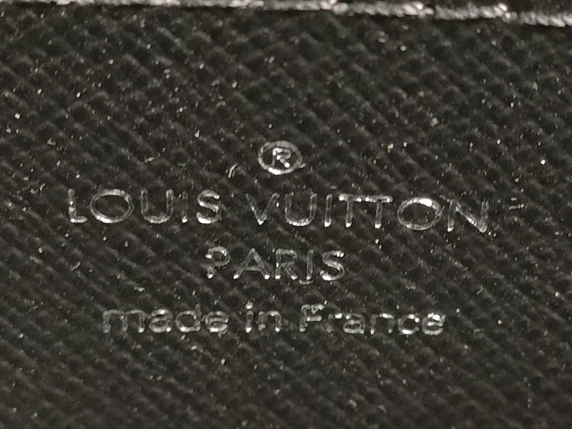 LOUIS VUITTON Taiga Pochette Homme Second Bag
