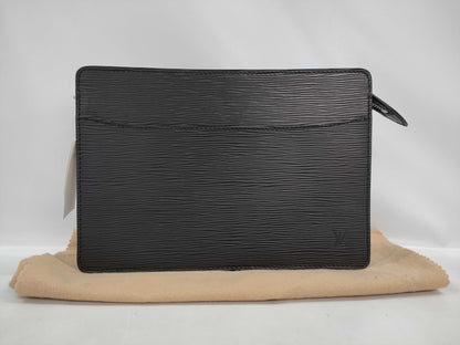 LOUIS VUITTON Taiga Pochette Homme Second Bag