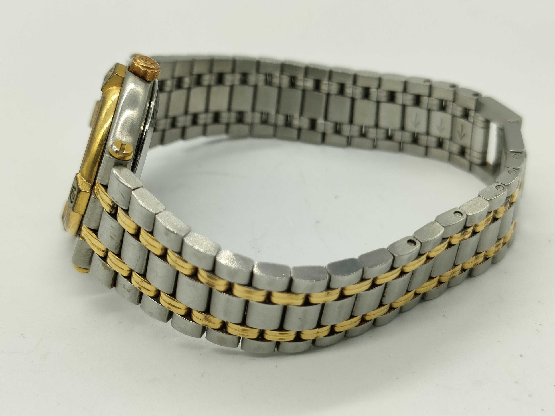 GUCCI 9000L Women's Watch
