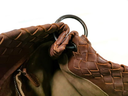 BOTTEGA VENETA Intrecciato Brown/One-Hand/Mirror Broken Handbag