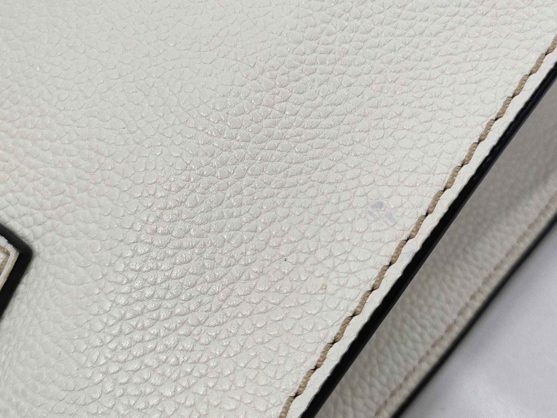 MARC JACOBS Leather 2-Way Tote Bag White Handbag