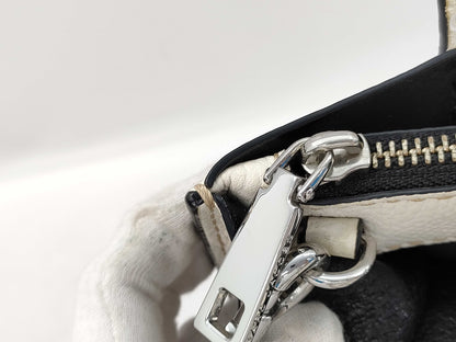 MARC JACOBS Leather 2-Way Tote Bag White Handbag