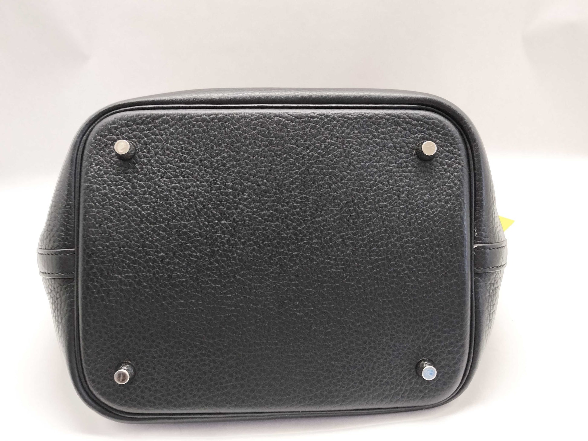 HERMES Picotin Black T Stamped Handbag with Pouch