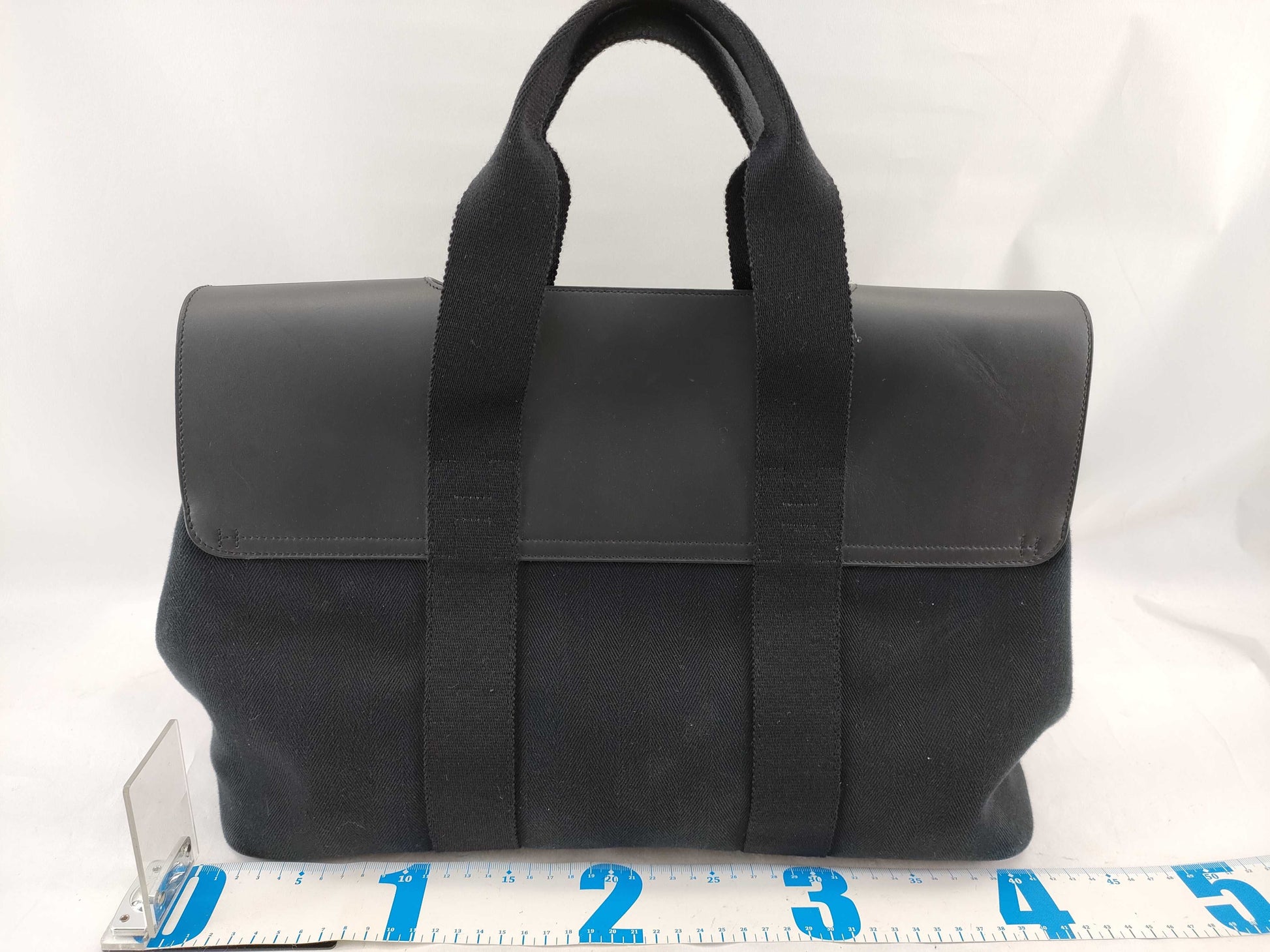 HERMES Valparaiso MM Tote Bag with Pouch