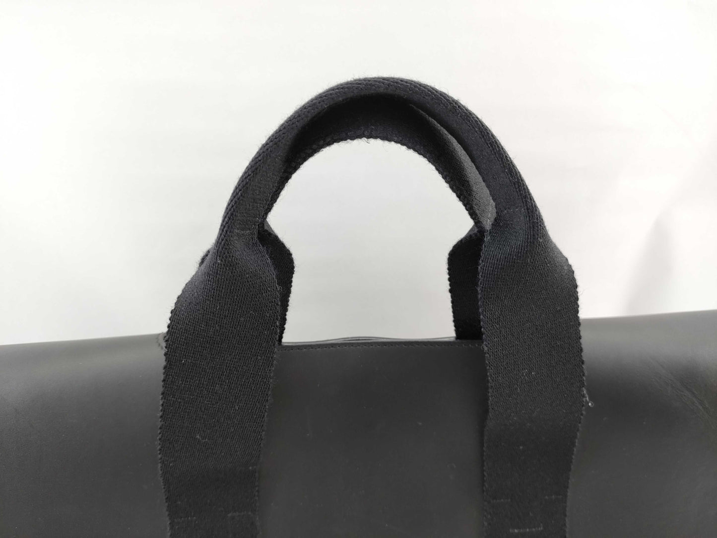HERMES Valparaiso MM Tote Bag with Pouch