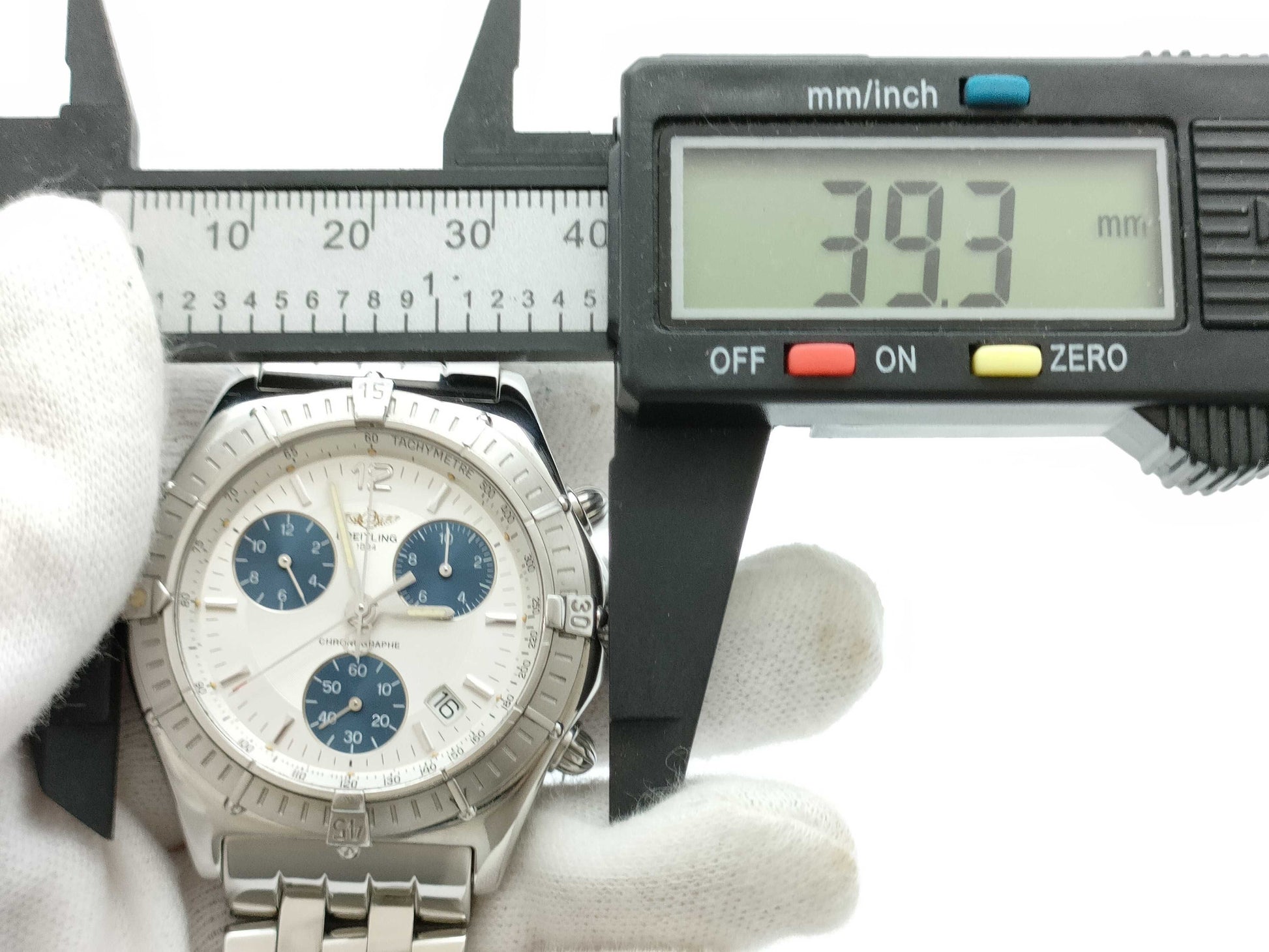 BREITLING A53011 2969 Quartz Silver Dial Men's Watch