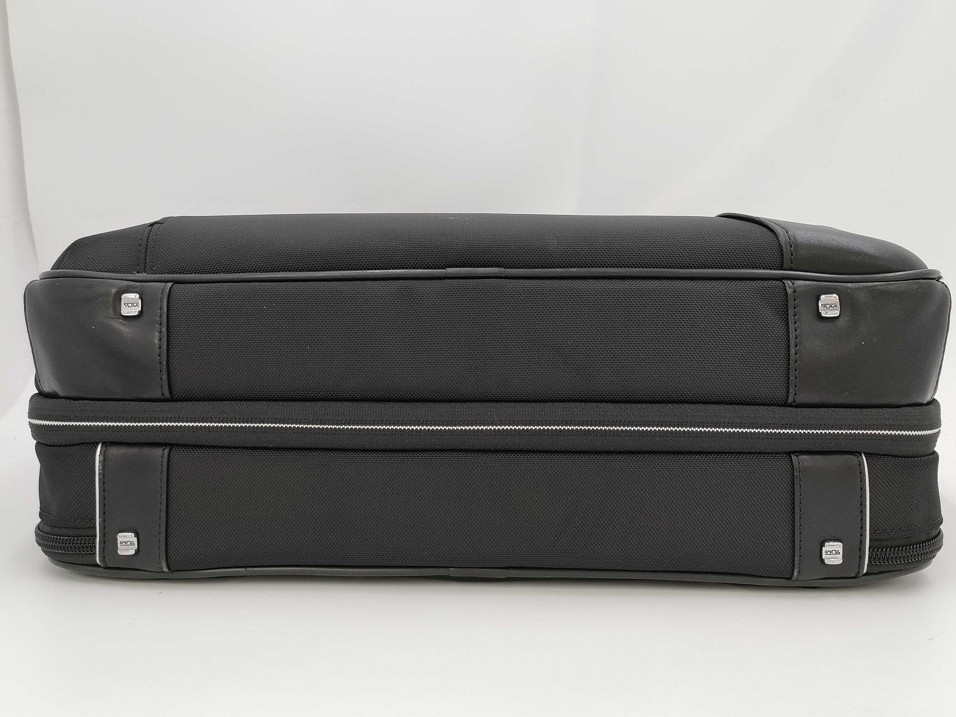 TUMI Arriva Kennedy Bag