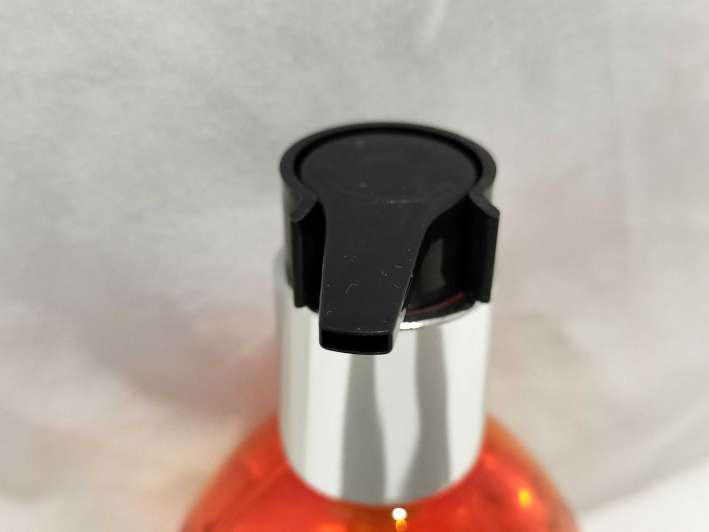 HERMES Eau de Rhubarbe Ecarlatte Hand & Body Cleansing Gel Other Accessories