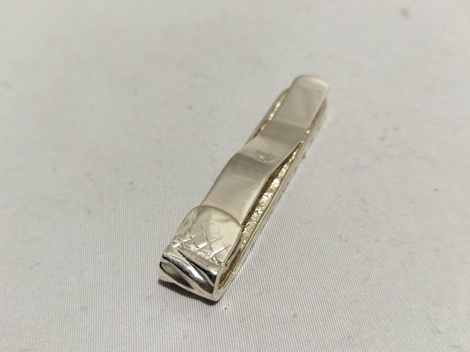Tiffany & Co. Stripe Wave 8.9g Tie Clip/Cufflinks