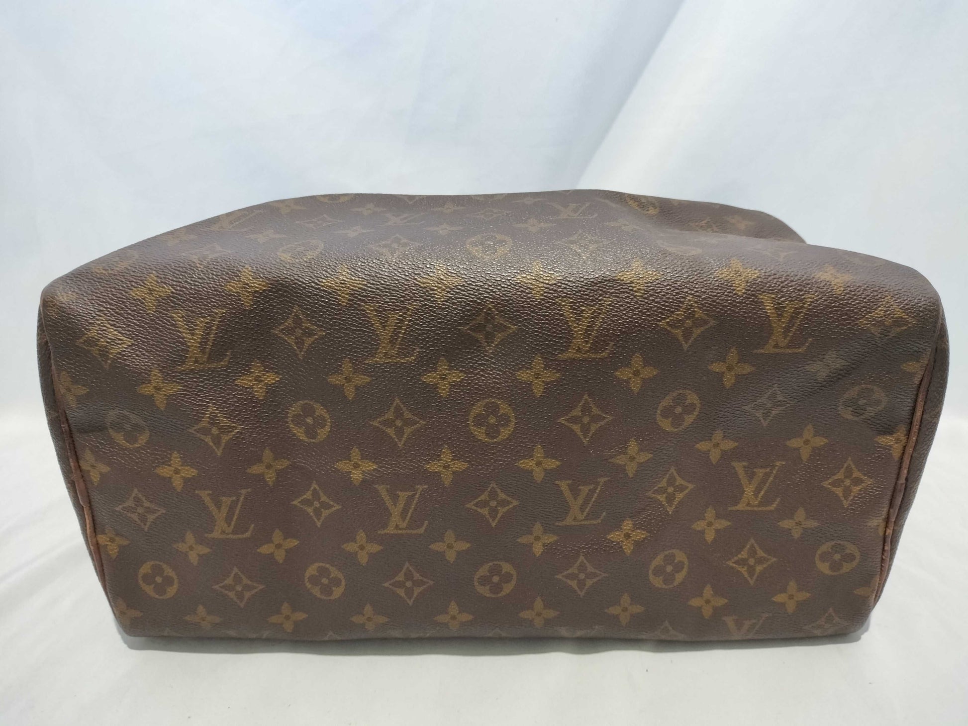 LOUIS VUITTON RFID Unverifiable, Serial Unverifiable, Monogram Old Papillon Handbag with Pouch