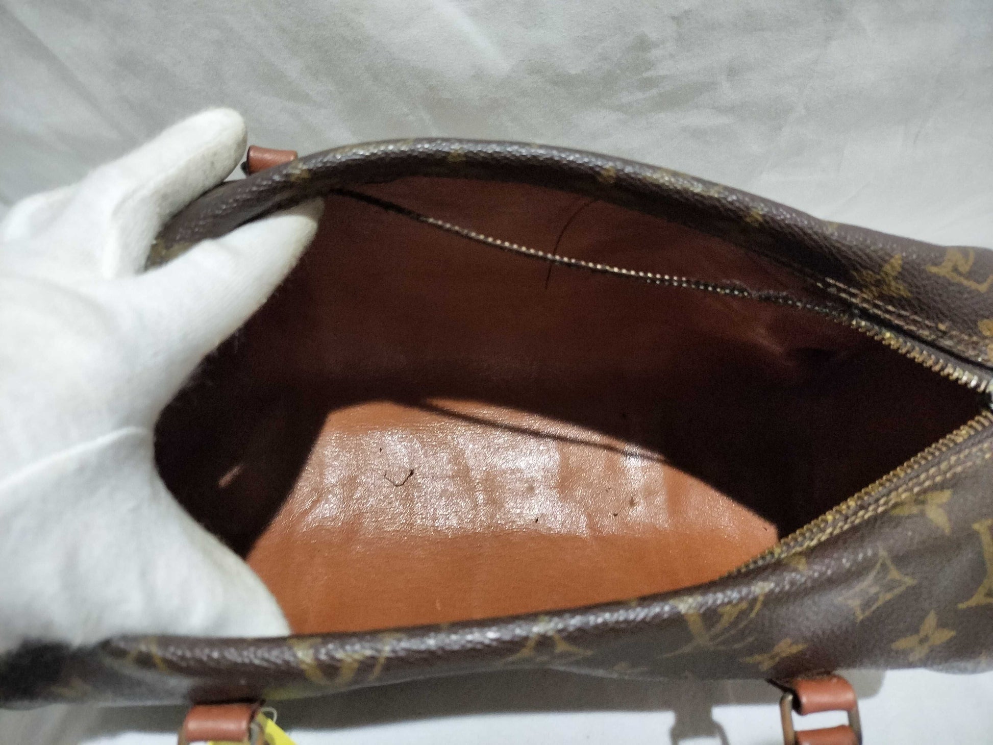 LOUIS VUITTON RFID Unverifiable, Serial Unverifiable Monogram Speedy 35 Handbag