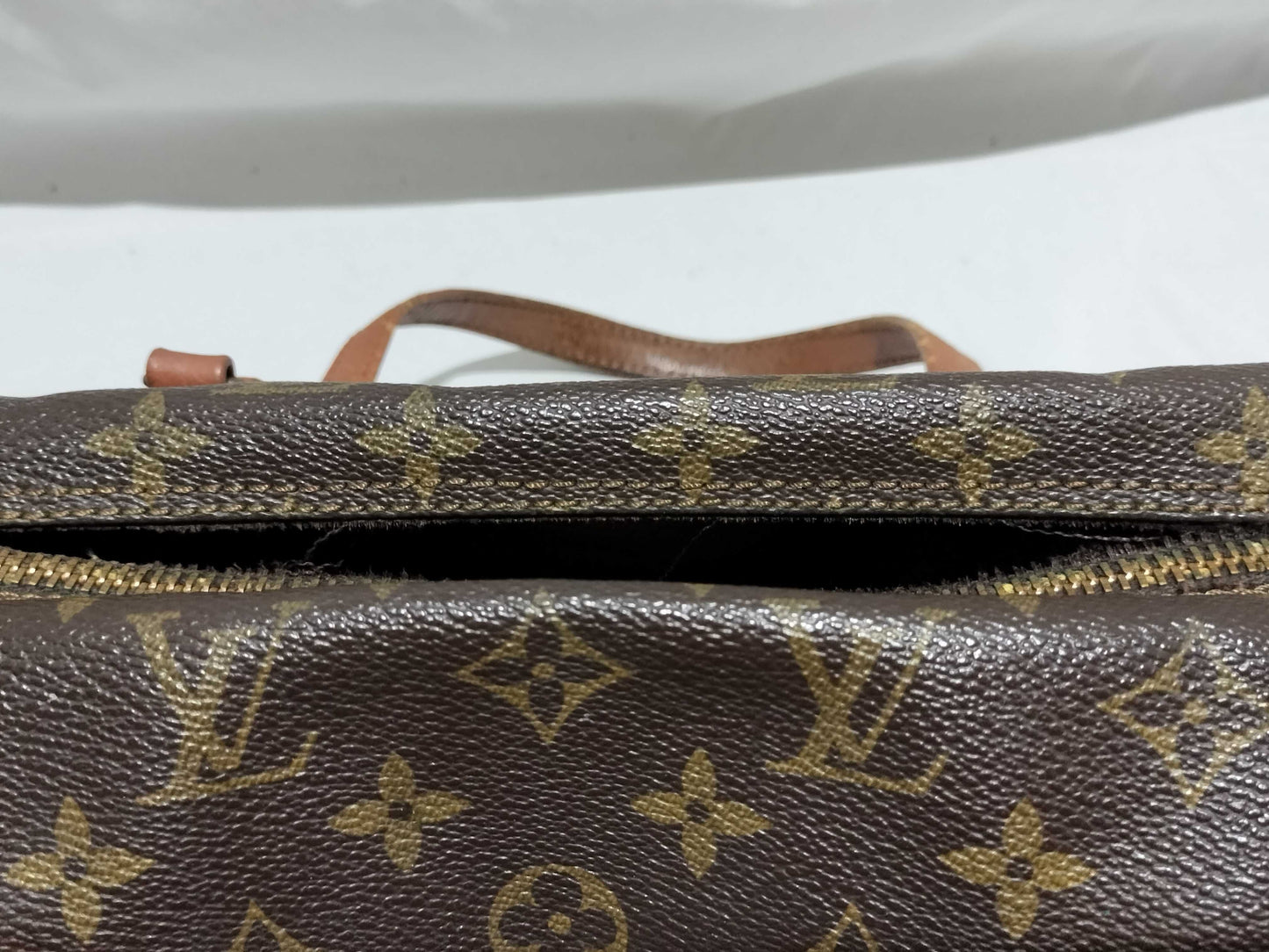 LOUIS VUITTON RFID Unverifiable, Serial Unverifiable Monogram Speedy 35 Handbag