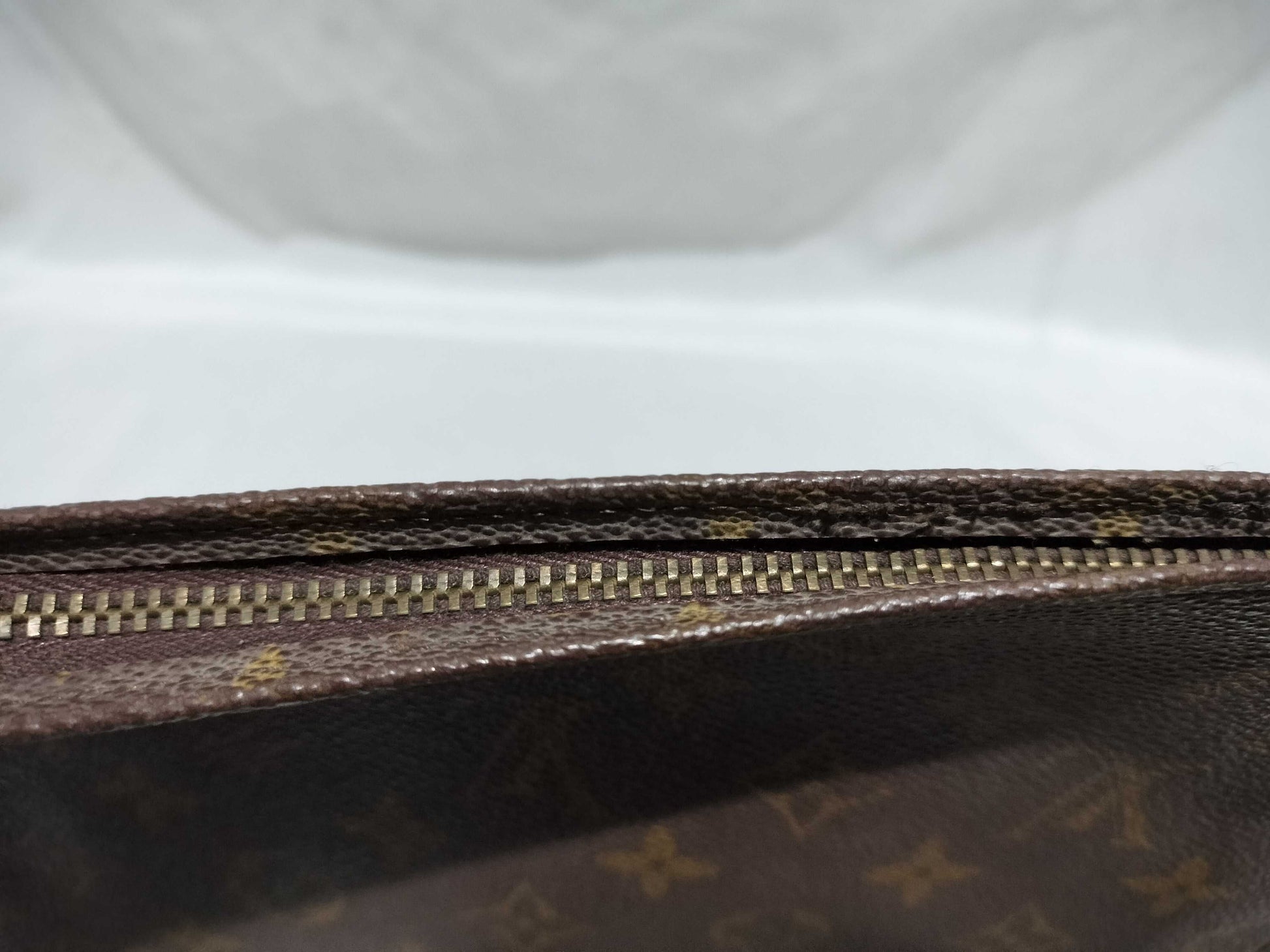 LOUIS VUITTON RFID Unverifiable, Serial Unverifiable, Monogram Poche Toilette 26 Second Bag