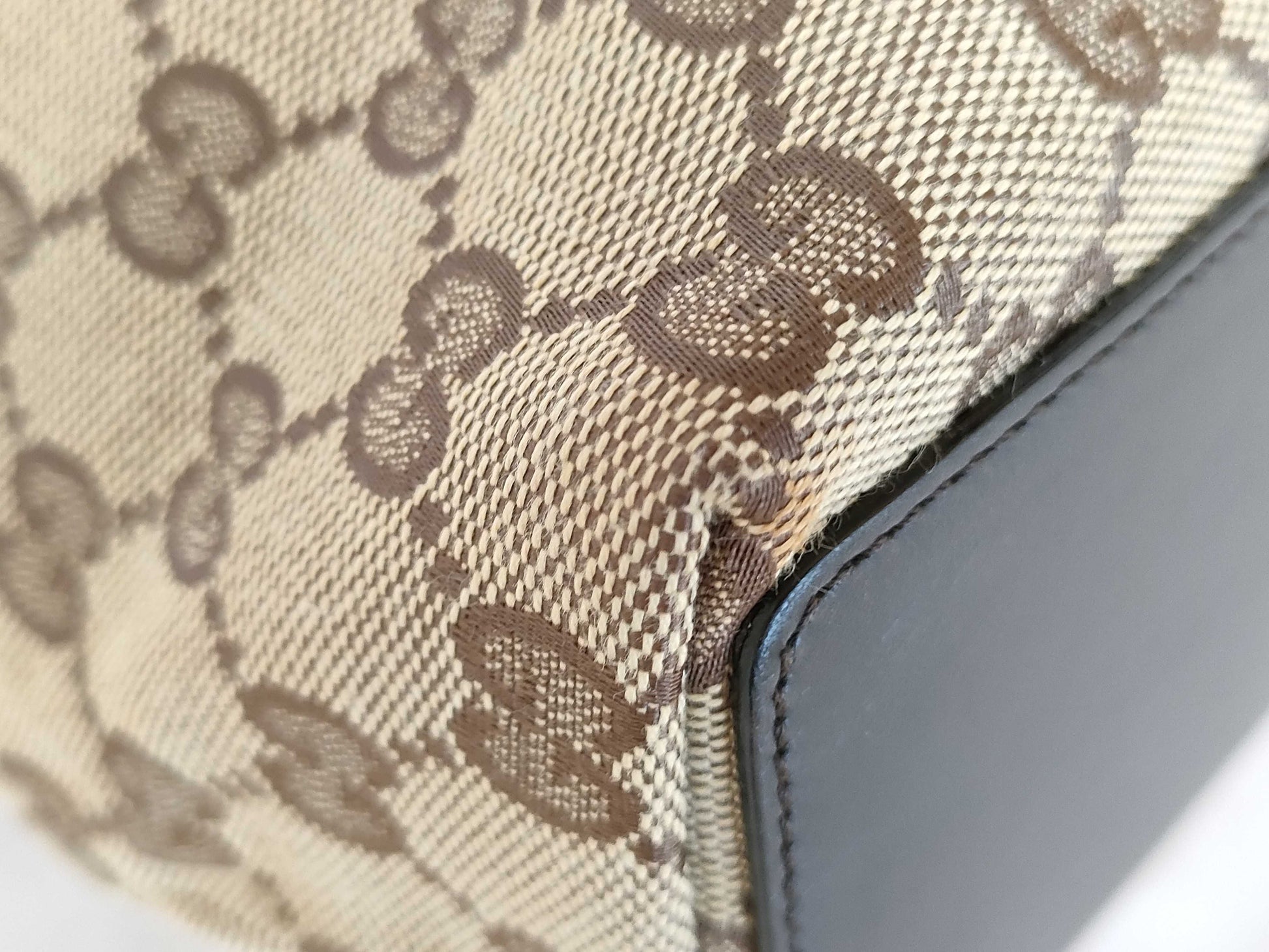 GUCCI GG Canvas 002.1098 Tote Bag