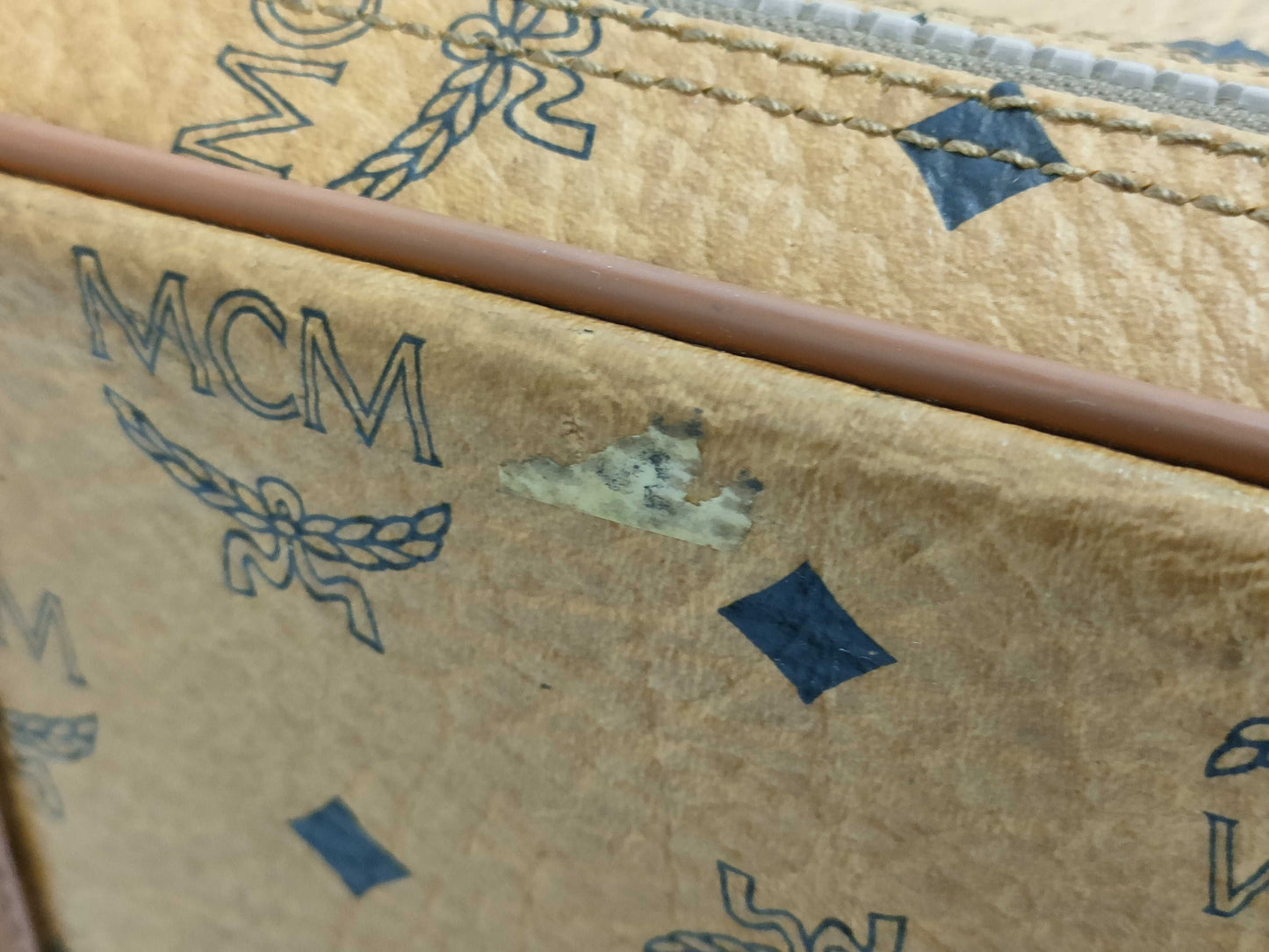 MCM travel bag with broken handle