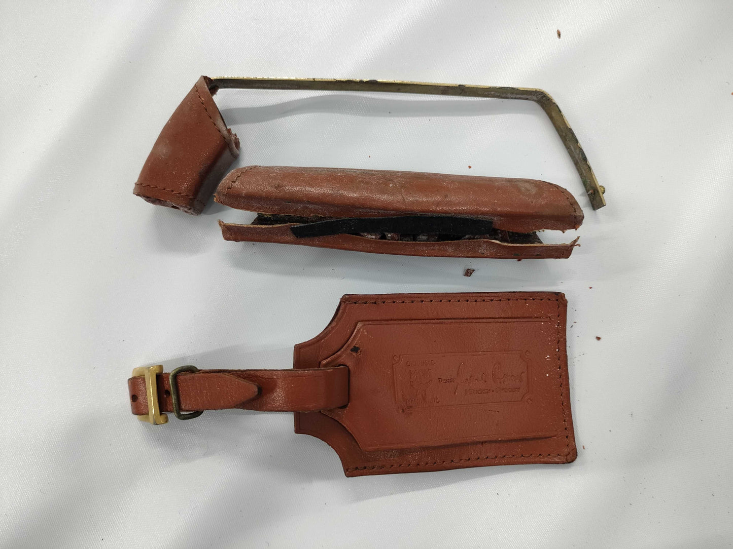 MCM travel bag with broken handle