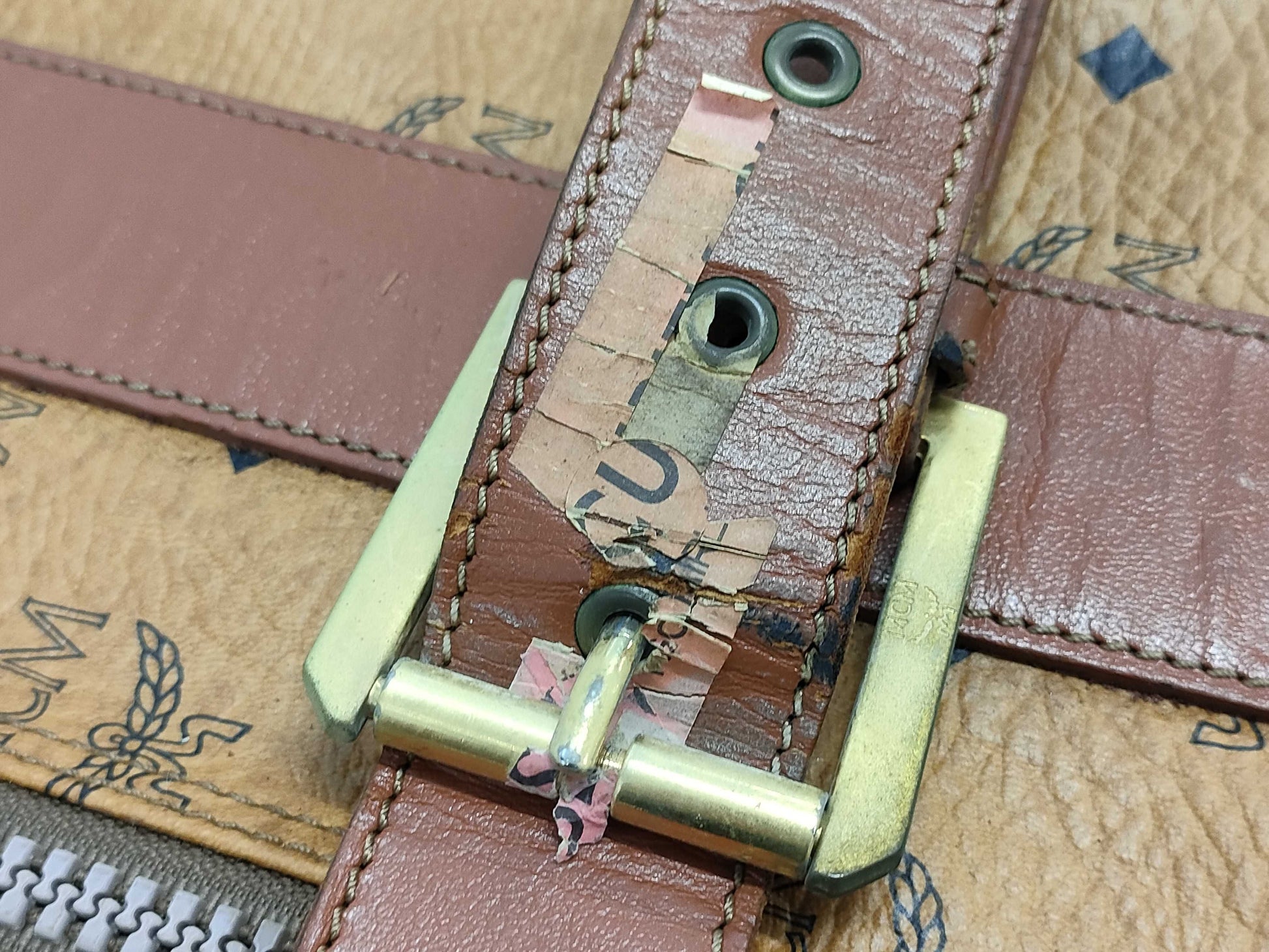 MCM travel bag with broken handle