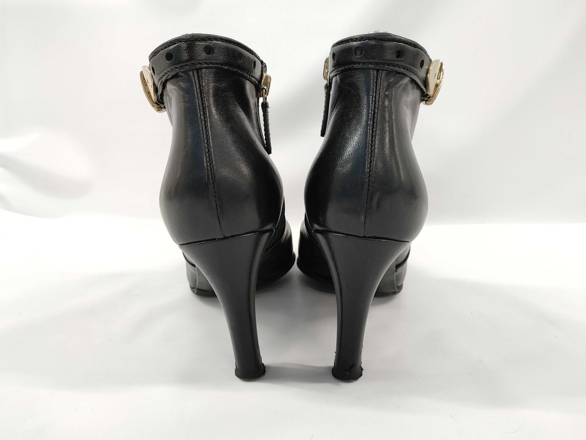 GUCCI Leather Heel Belt Motif Black Other Shoes