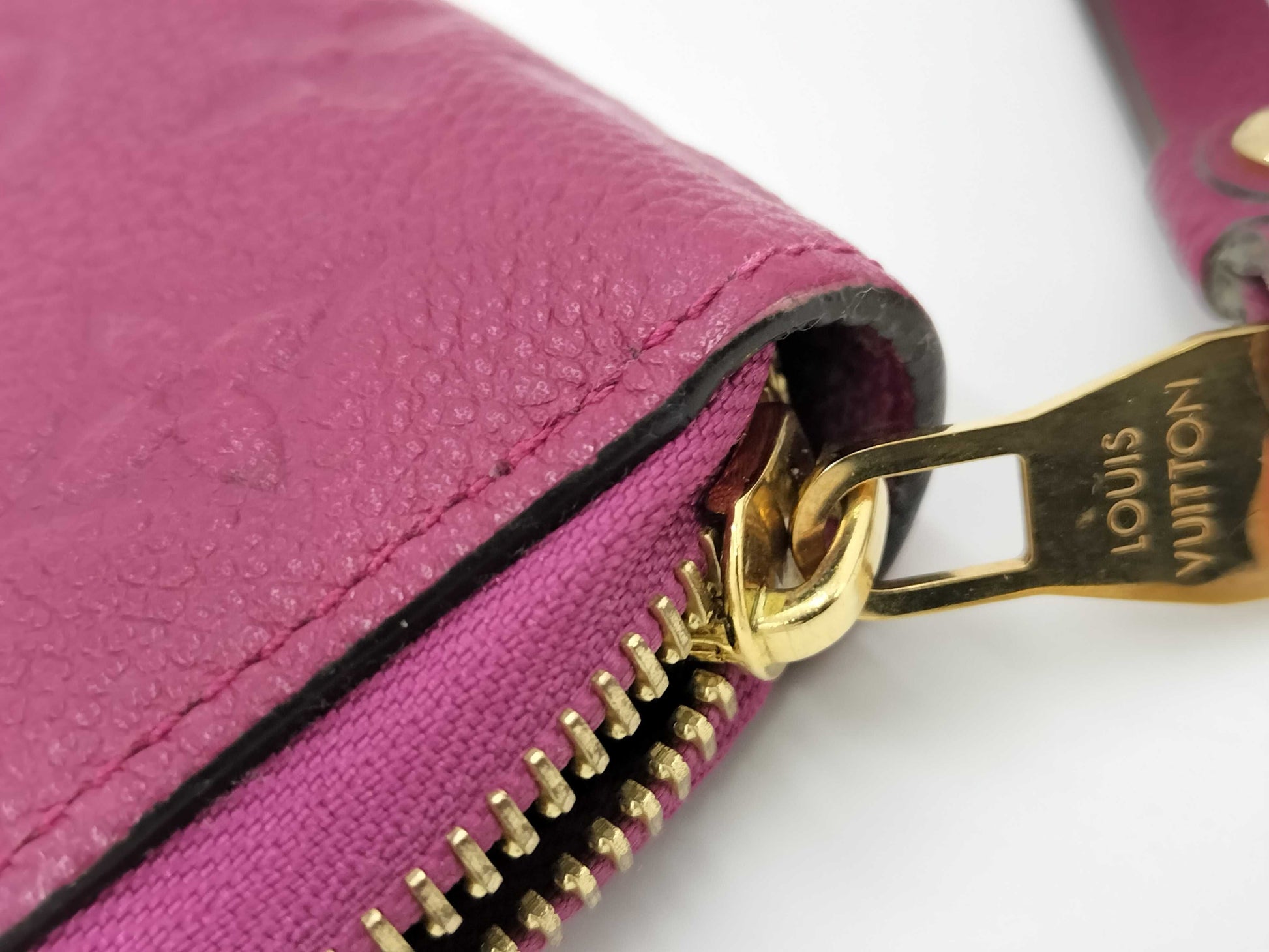 LOUIS VUITTON Monogram Empreinte/Zippy Wallet