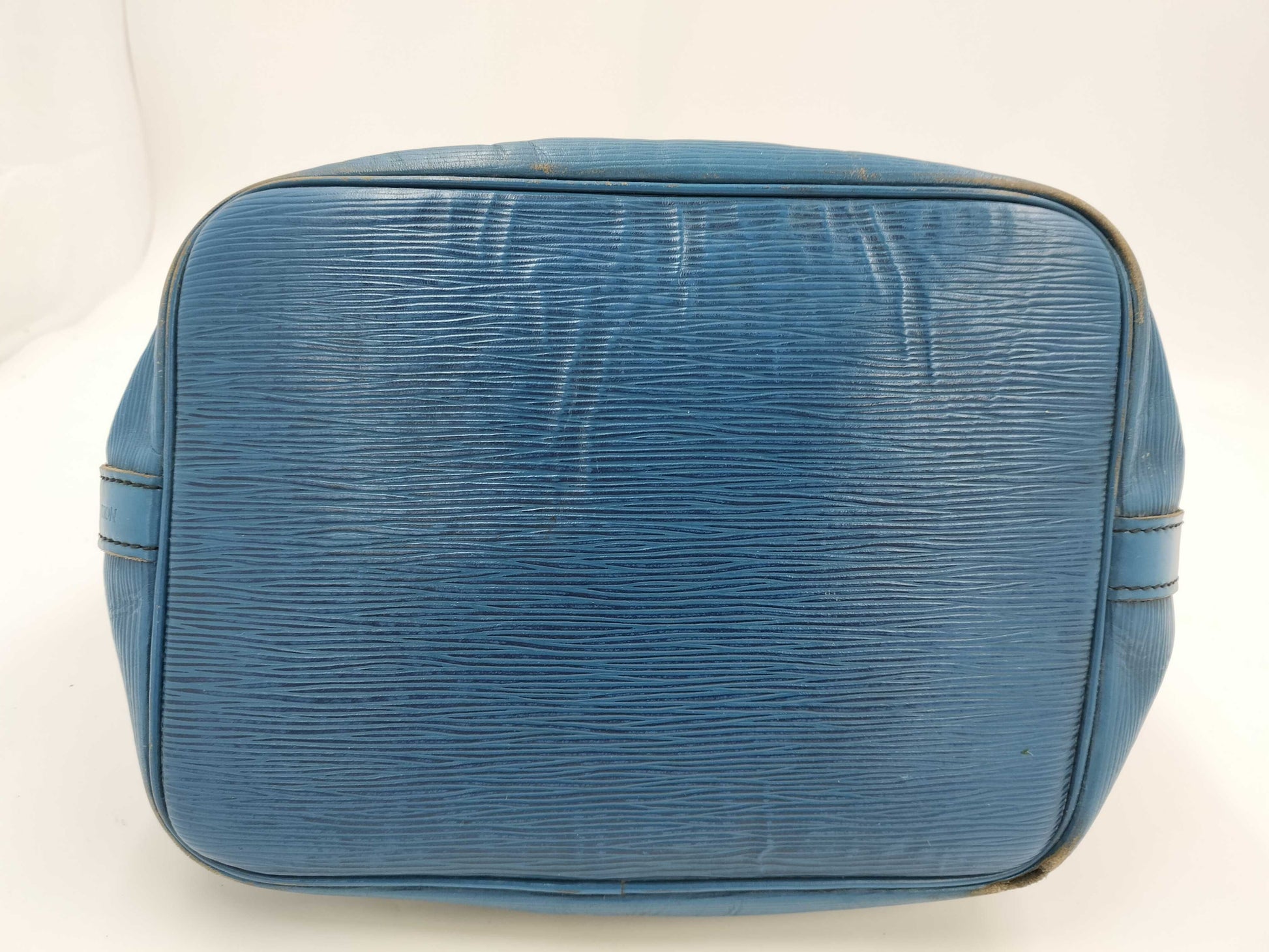 LOUIS VUITTON Epi [20% OFF] Epi Petit Noe Shoulder Bag