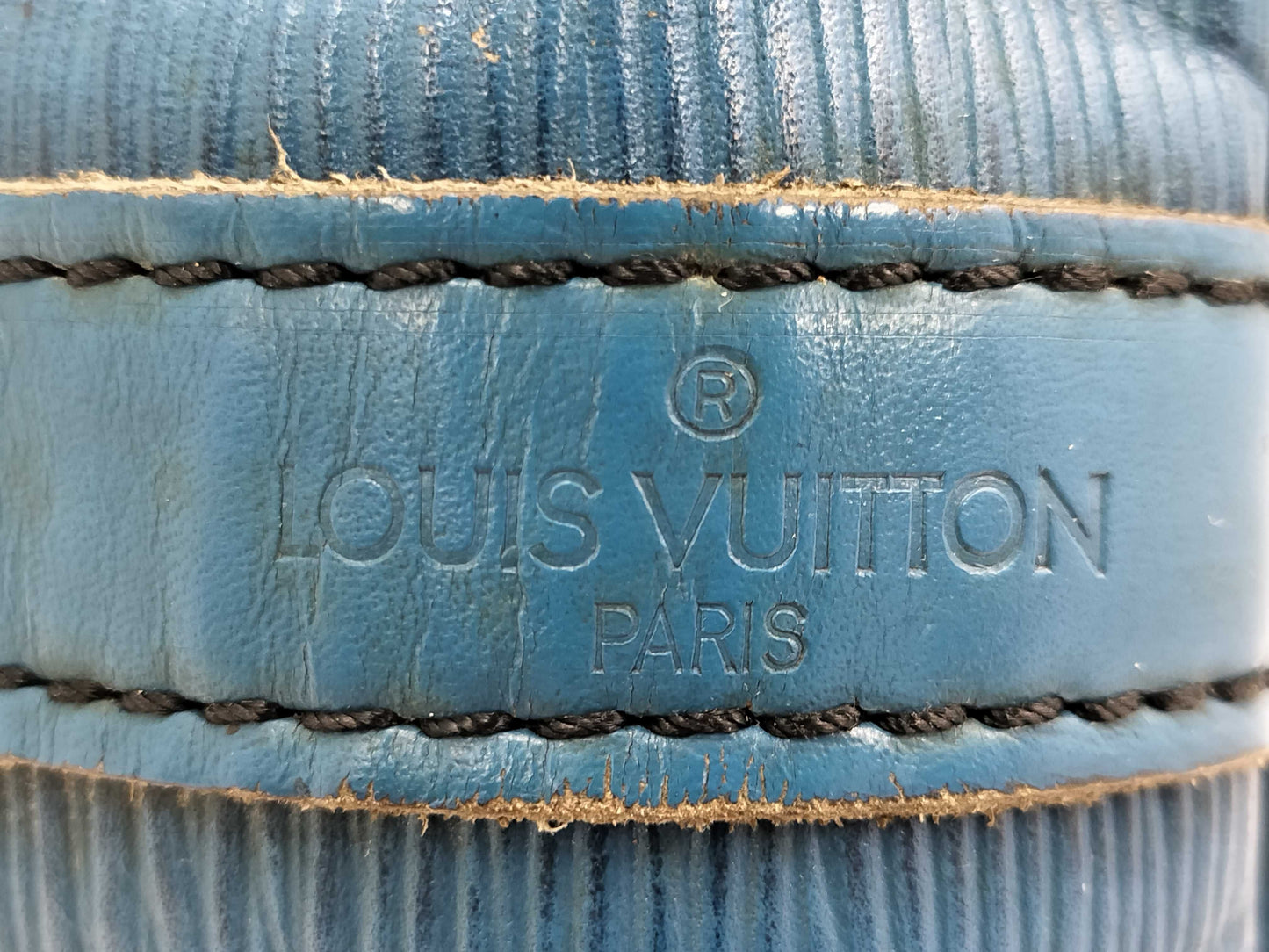 LOUIS VUITTON Epi [20% OFF] Epi Petit Noe Shoulder Bag