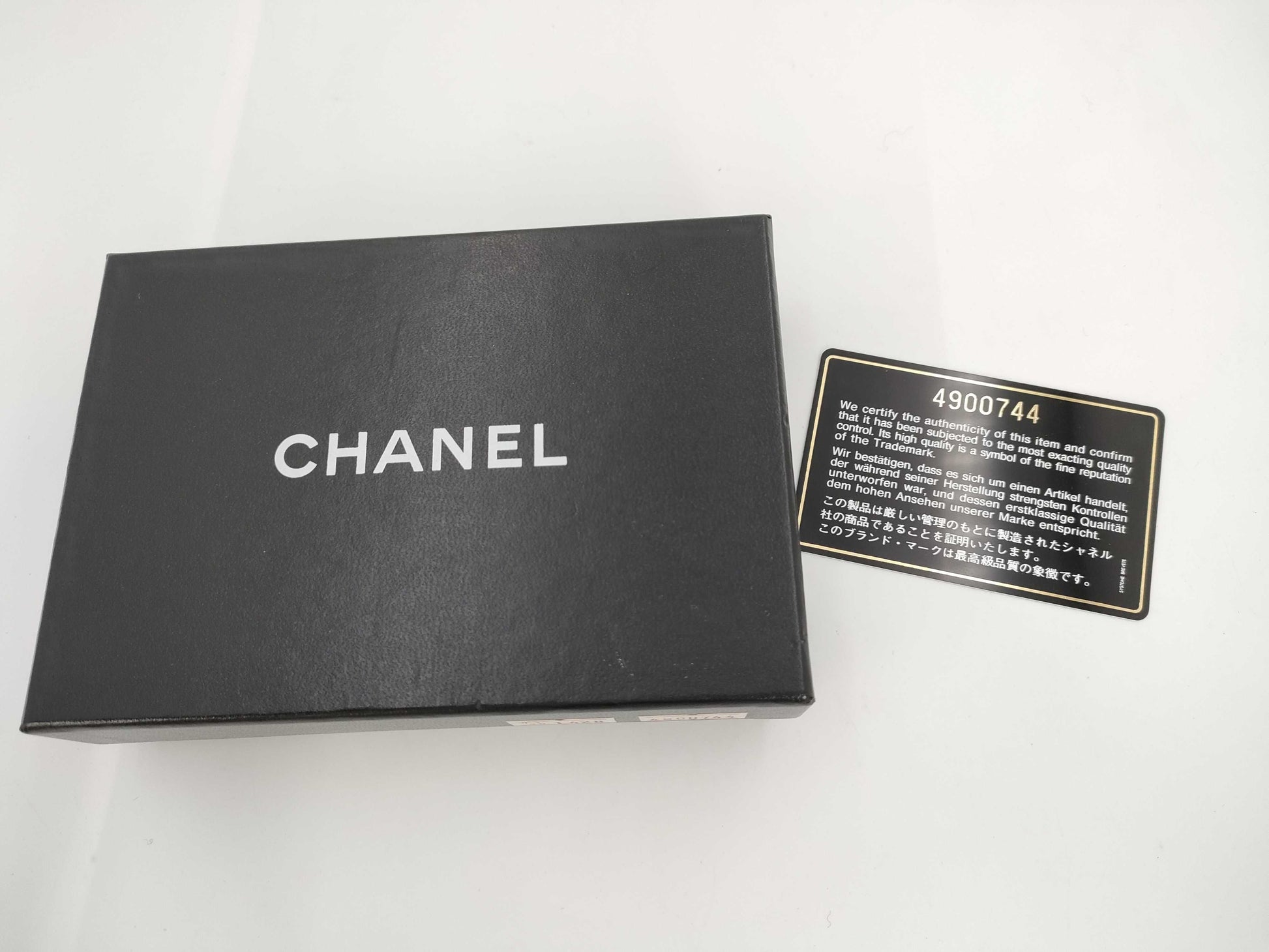 CHANEL Caviar Skin Coco Mark Wallet