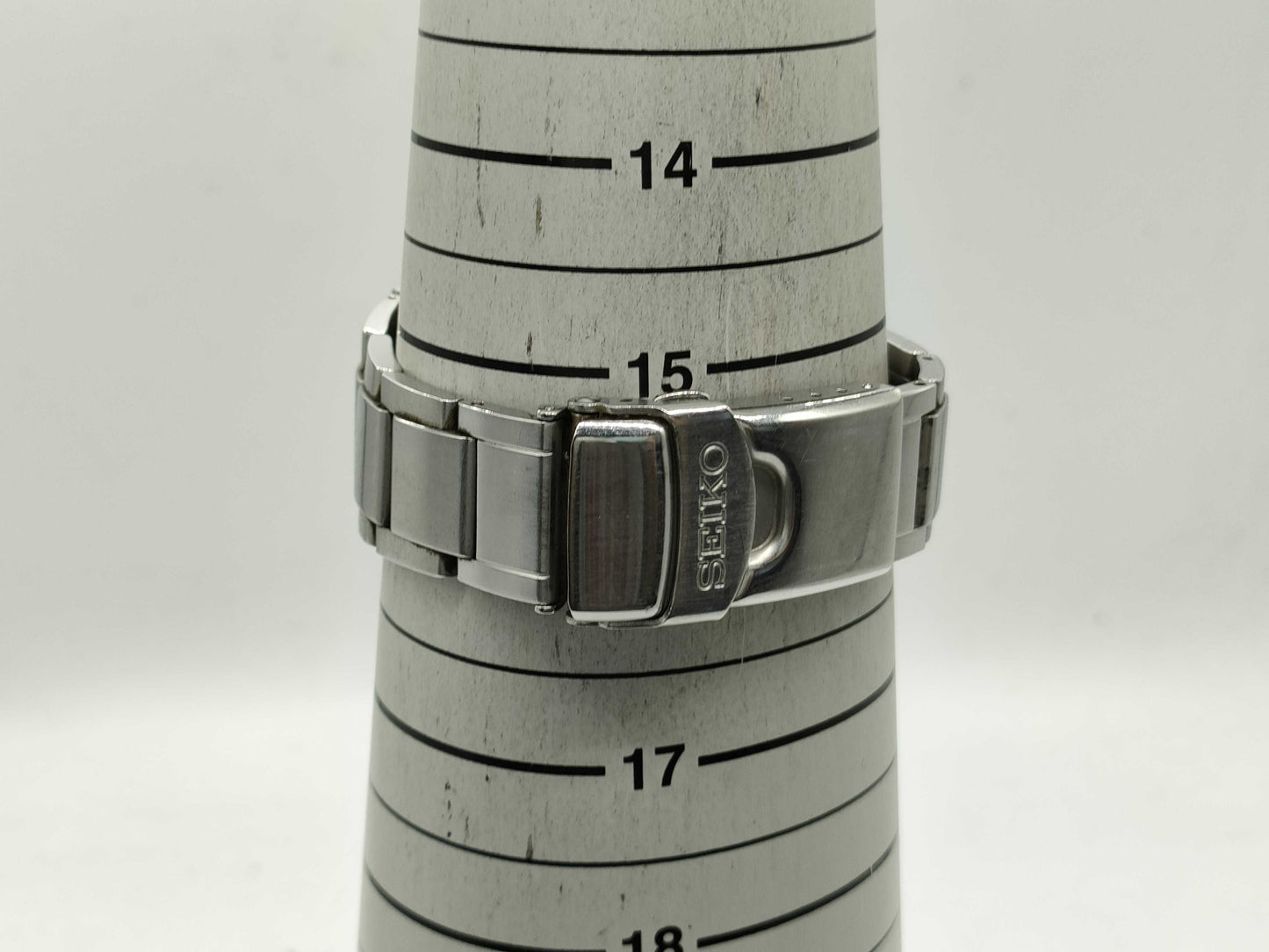 SEIKO 8f32-0210 Unused Boys' Wristwatch