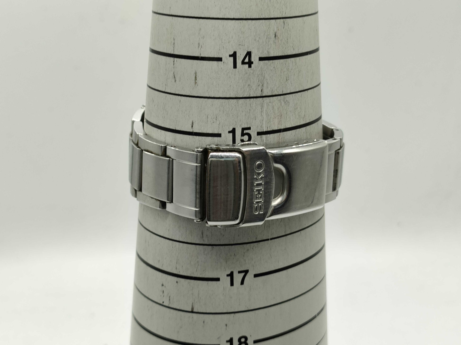 SEIKO 8f32-0210 Unused Boys' Wristwatch