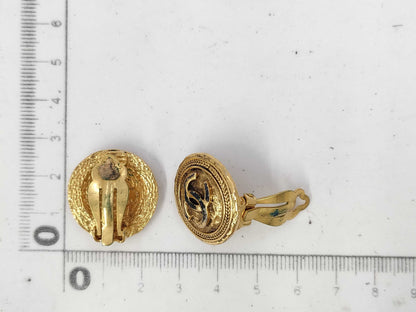 CHANEL Coco Round Vintage Earrings