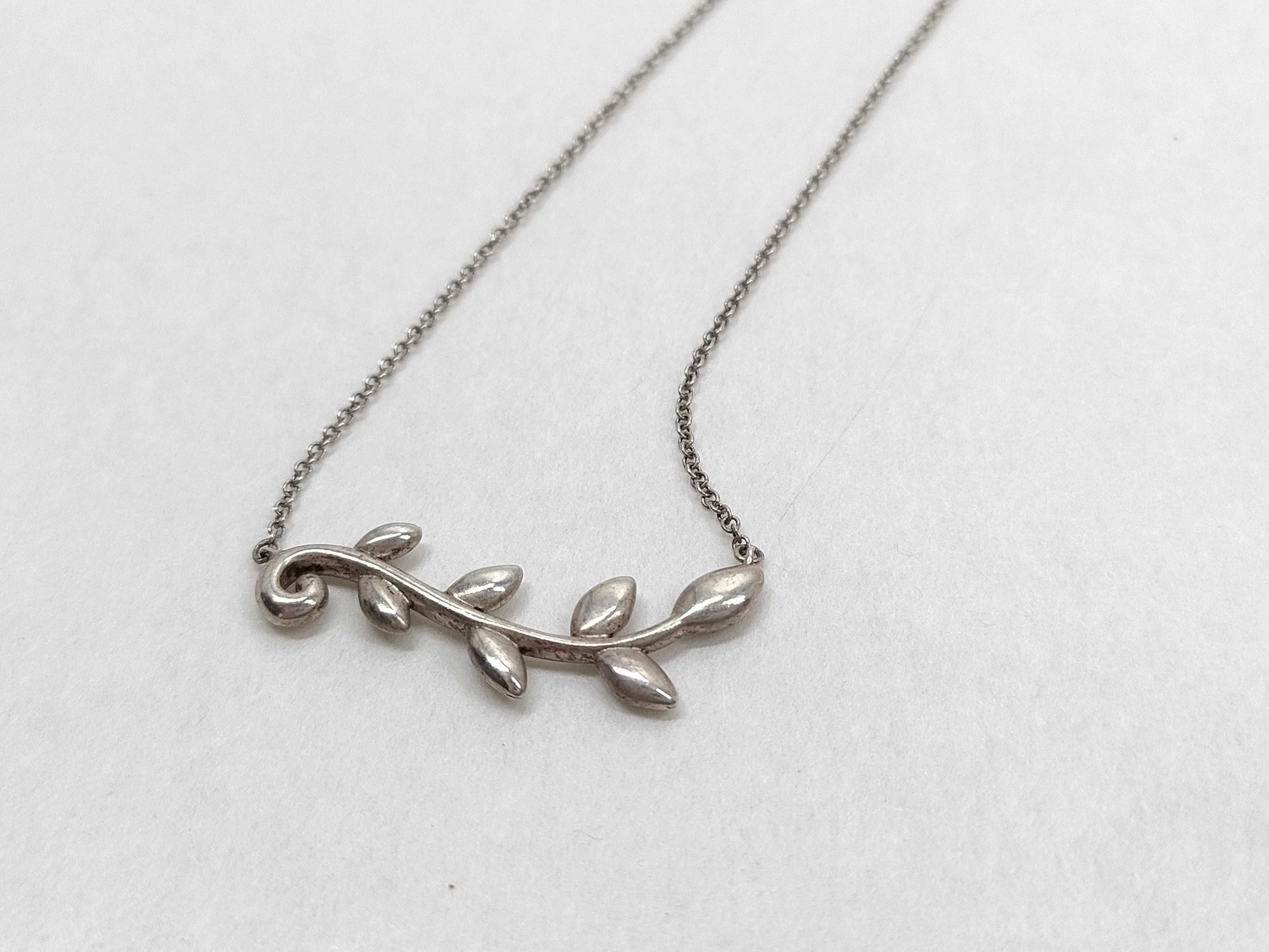 Tiffany & Co. Paloma Picasso Olive Leaf Necklace