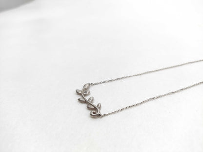 Tiffany & Co. Paloma Picasso Olive Leaf Necklace
