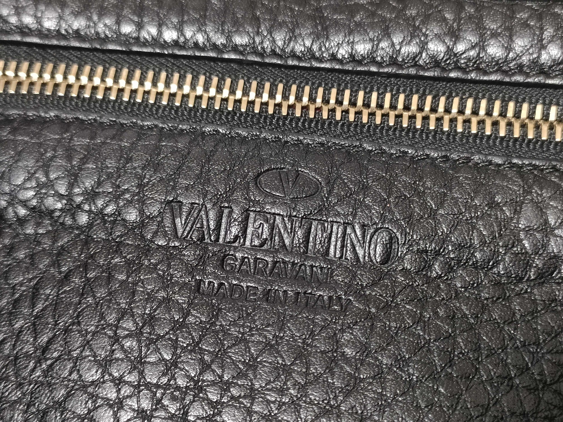 VALENTINO Black 2-Way Shoulder Handbag