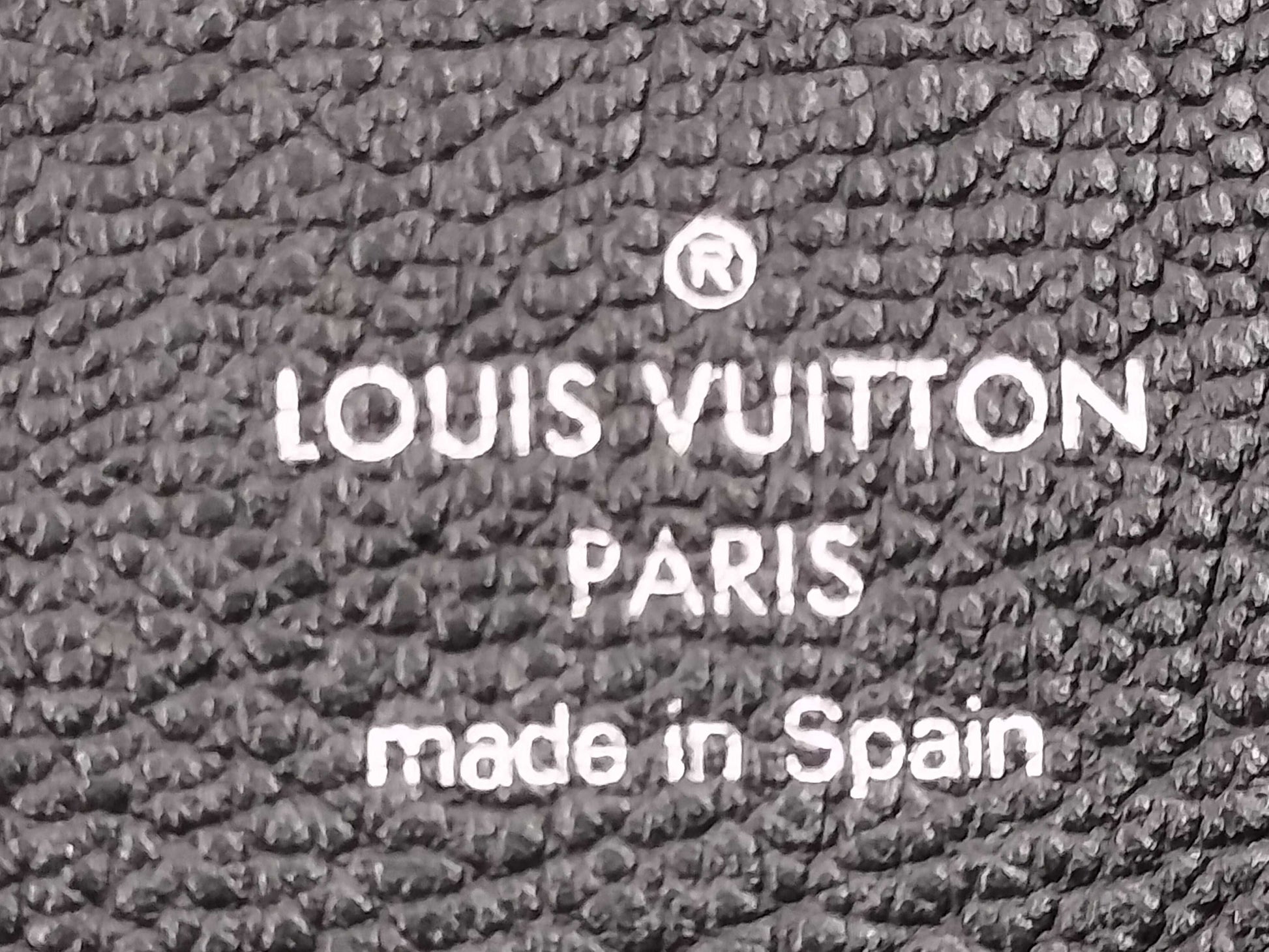 LOUIS VUITTON Taurillon Cabas Voyage M52817 Unused Eclipse Tote Bag