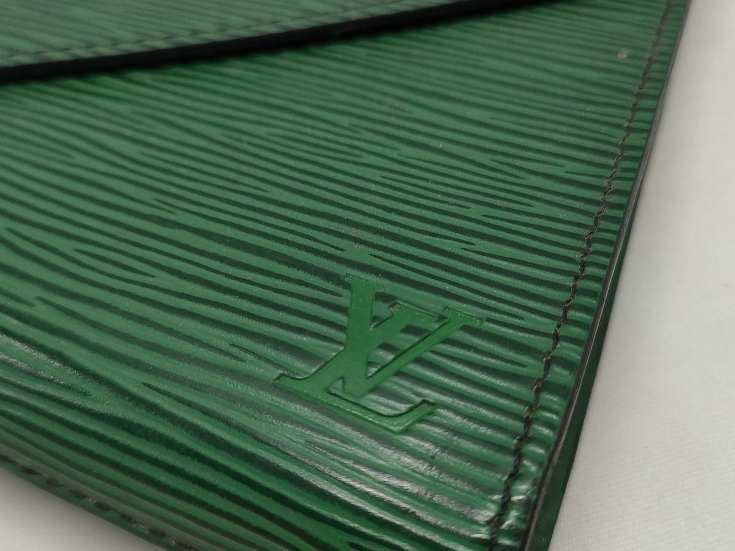 LOUIS VUITTON Epi Art Deco/Moderately deteriorated second bag