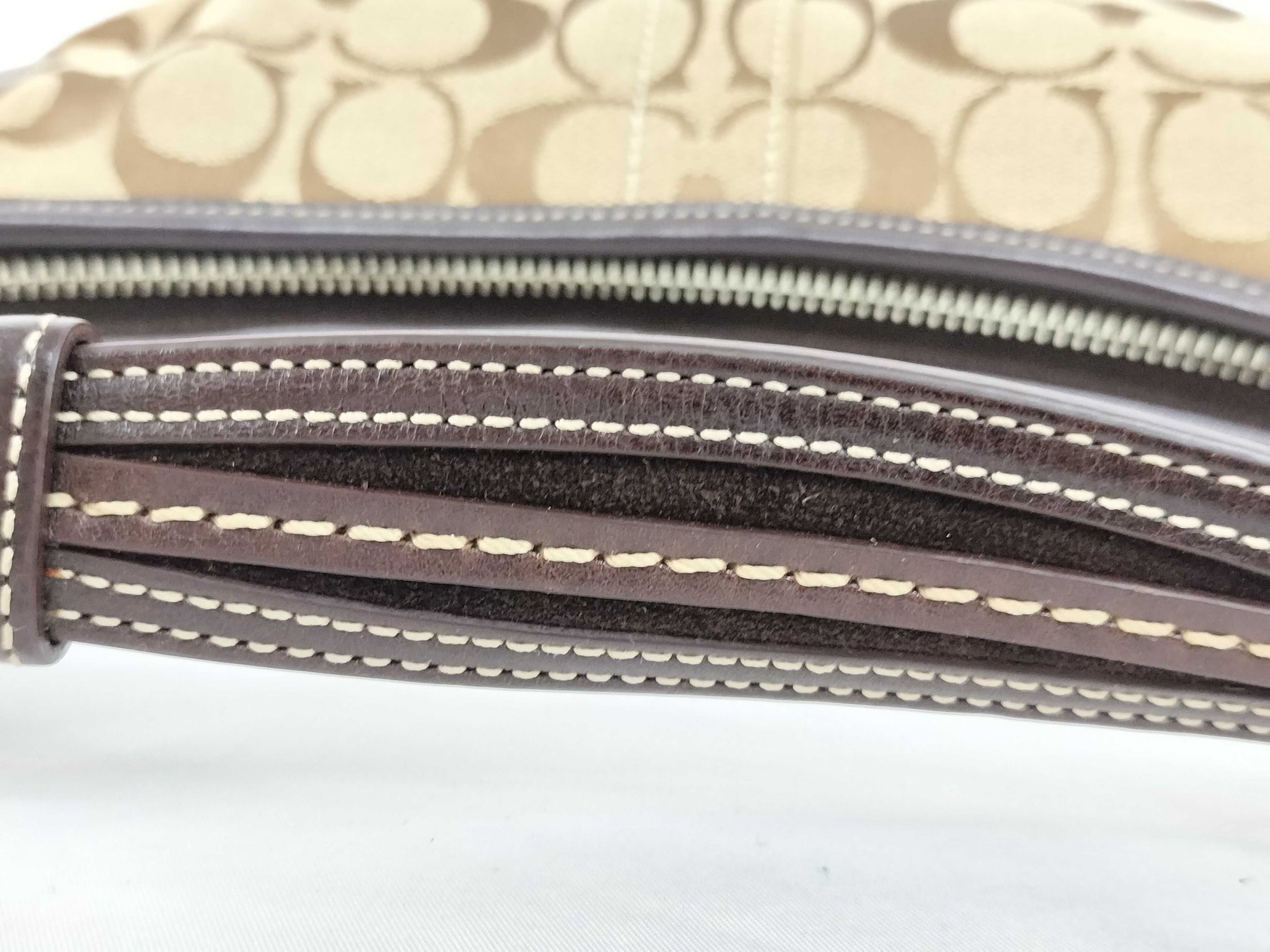 COACH Signature 6266 One-Shoulder Shoulder Bag